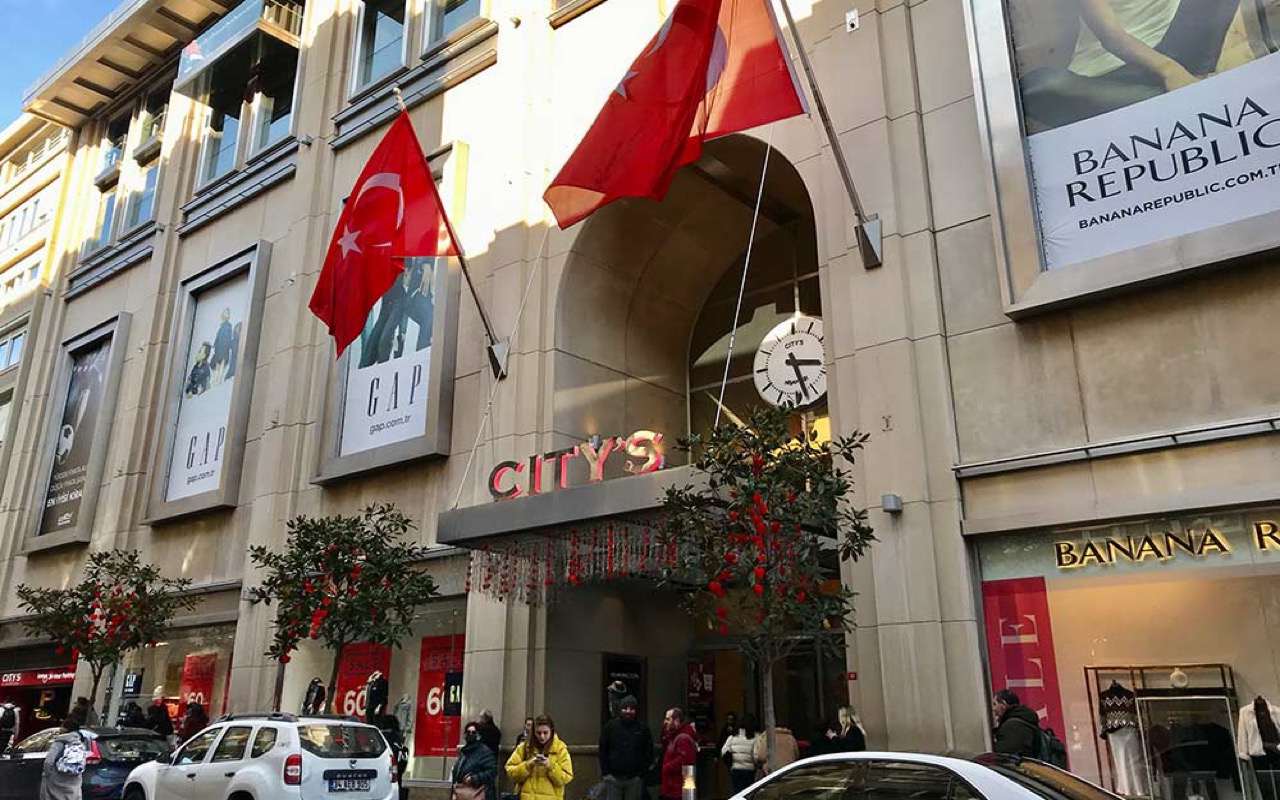 بهترین مراکز خرید در استانبول - مقالات حامی هلدینگ - دلایل خرید مردم از پاساژهای استانبول - مرکز خرید سیتی نیشانتاشی