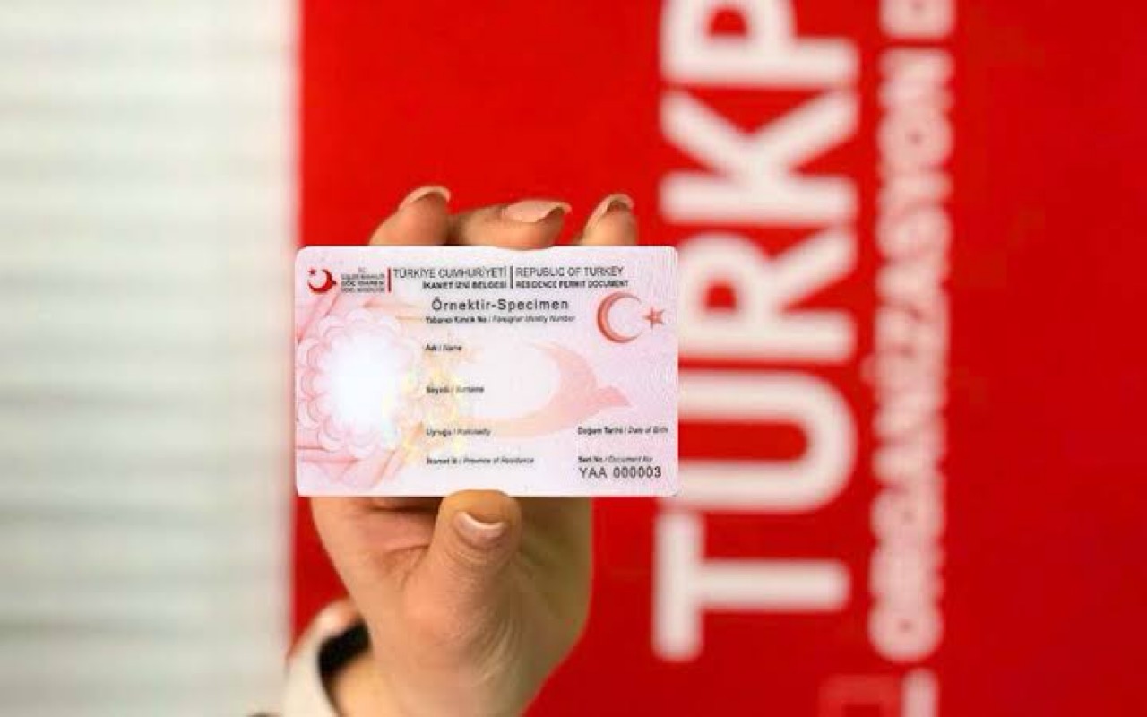 نحوه دریافت اقامت ترکیه 2024 - مقالات حامی هلدینگ - نمایی از کارت کیملیک ترکیه